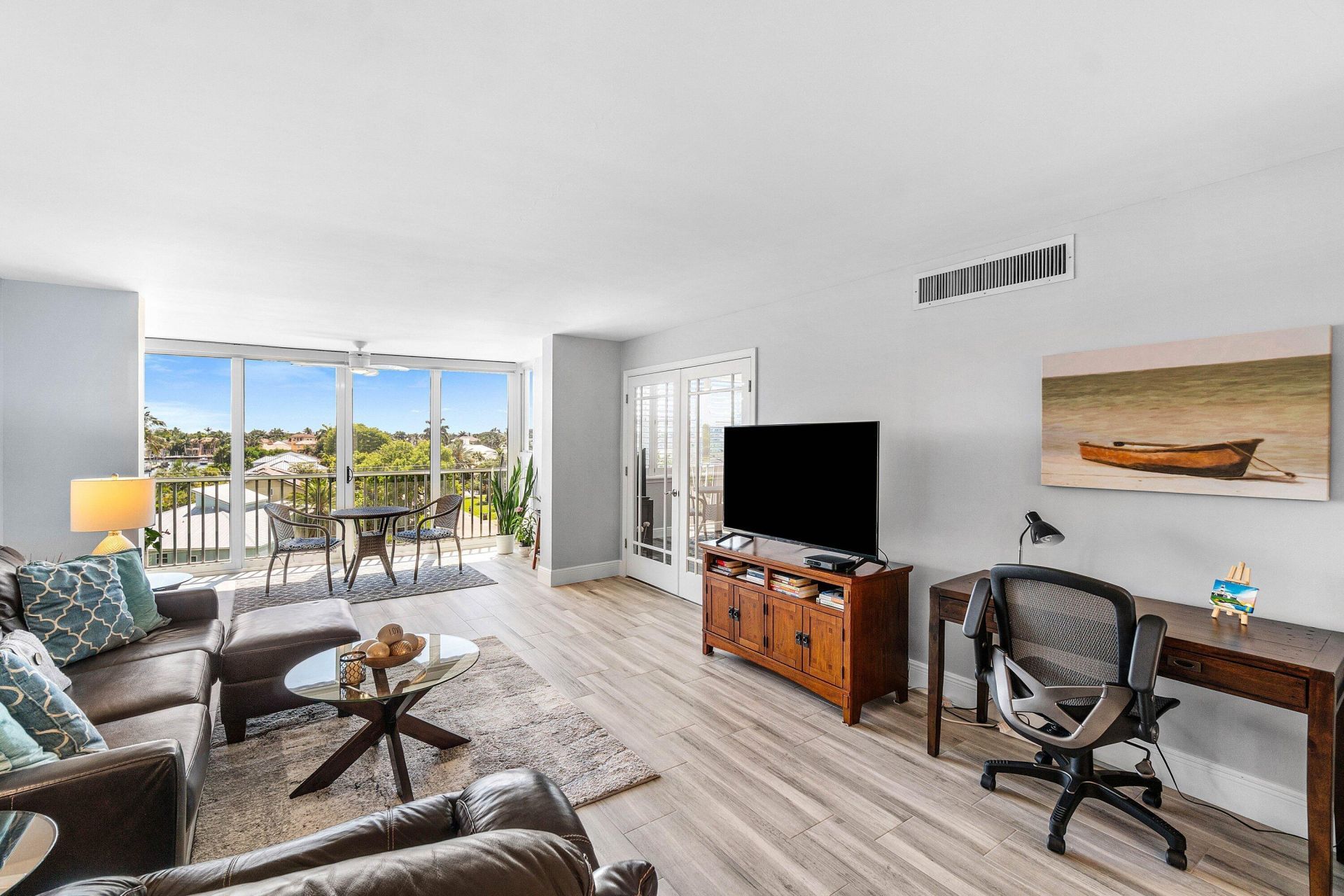 930 Dogwood Drive, Unit 556, Delray Beach, FL 33483 Photo