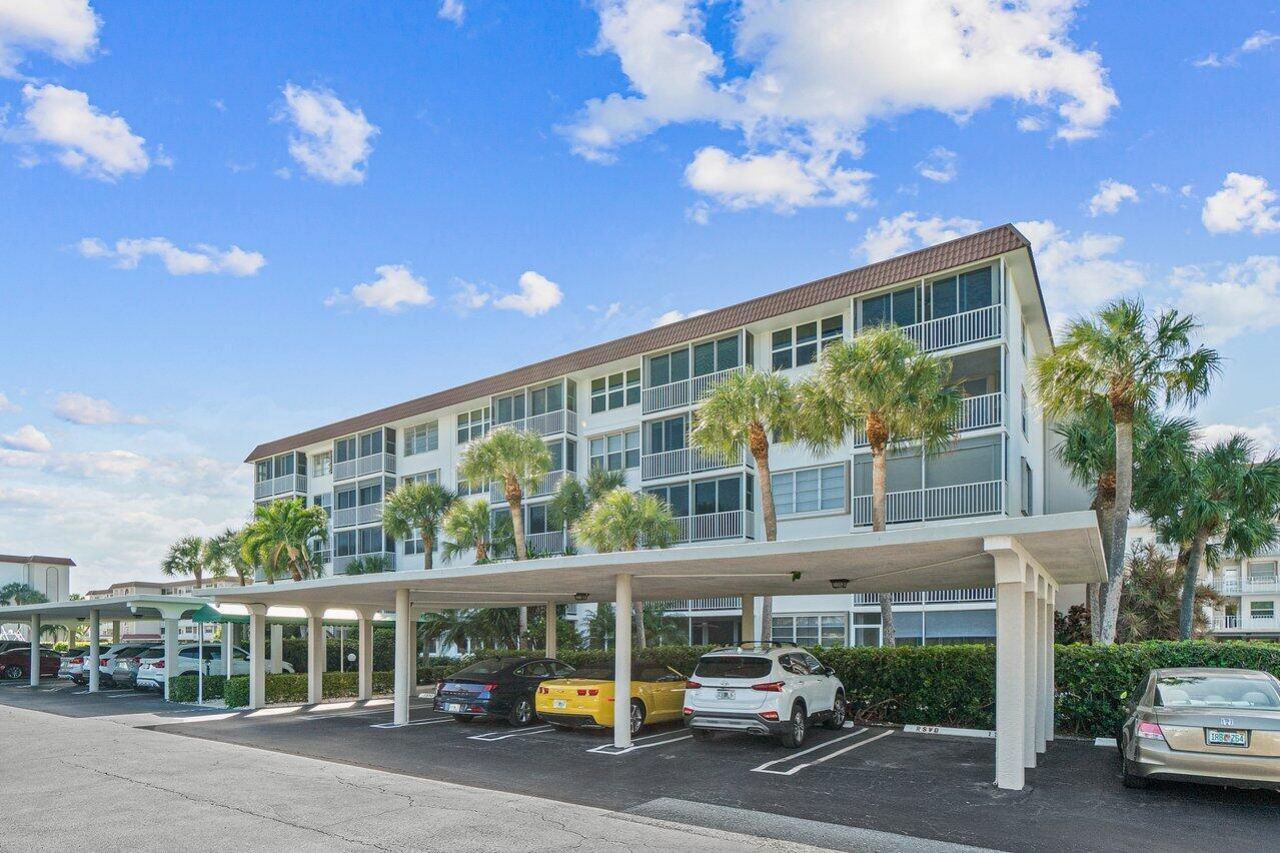 930 Dogwood Drive, Unit 556, Delray Beach, FL 33483 Photo