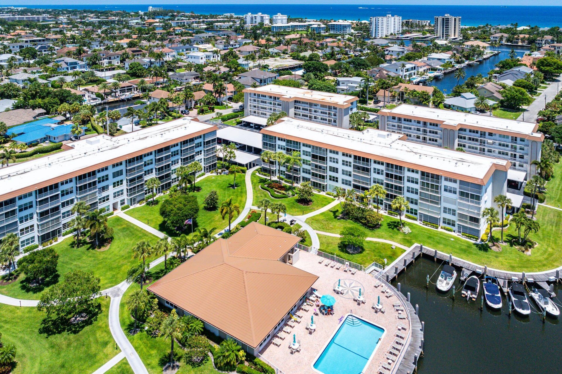 930 Dogwood Drive, Unit 556, Delray Beach, FL 33483 Photo