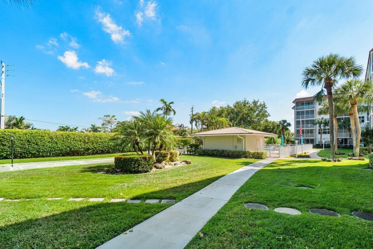 930 Dogwood Drive, Unit 556, Delray Beach, FL 33483 Photo