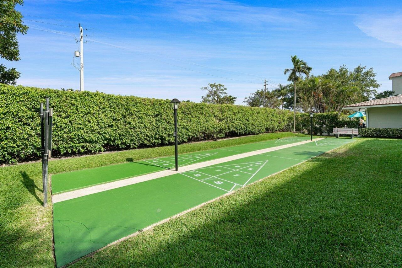 930 Dogwood Drive, Unit 556, Delray Beach, FL 33483 Photo