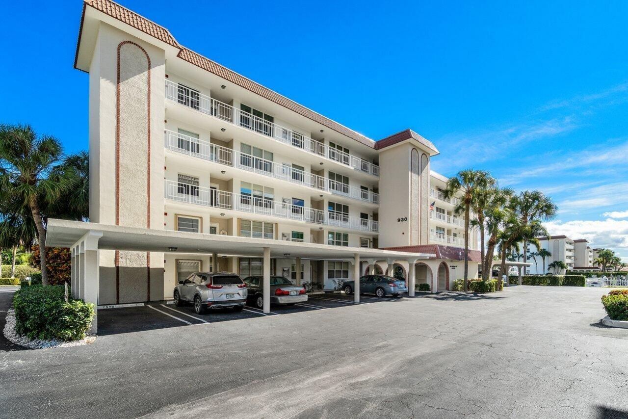 930 Dogwood Drive, Unit 556, Delray Beach, FL 33483 Photo