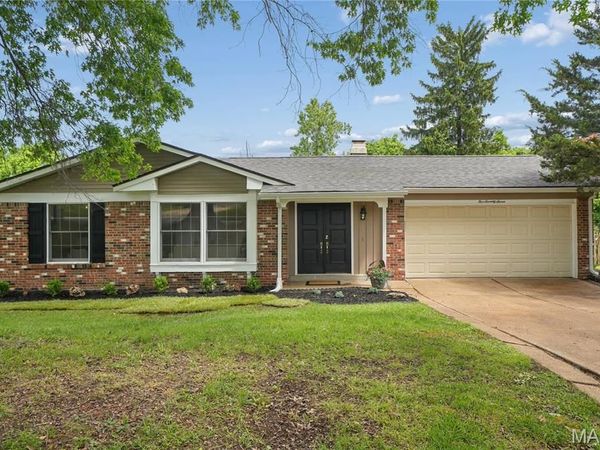 577 Monroe Mill Drive, Ballwin, MO 63011