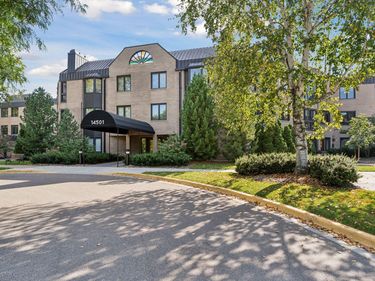 14501 Atrium Way, Unit 225, Minnetonka, MN 55345