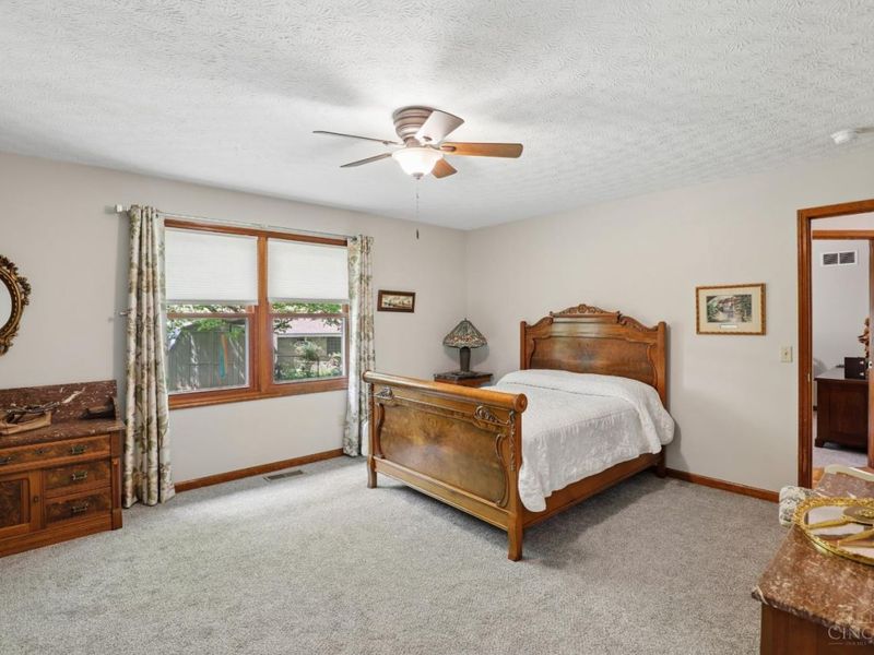 6242 Davon Court, Miami Twp, OH 45140 Photo 24