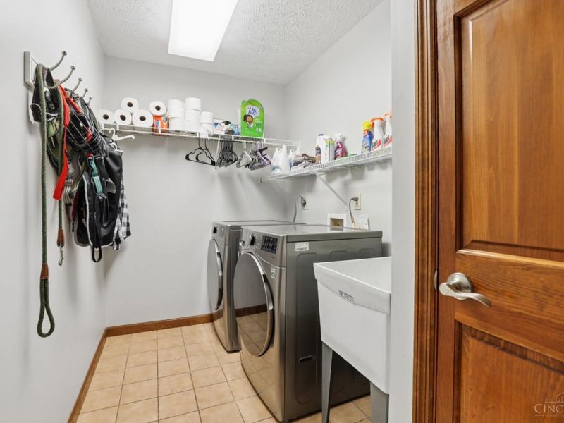 6242 Davon Court, Miami Twp, OH 45140 Photo 35