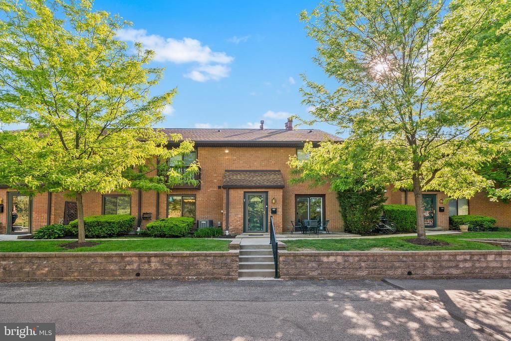 700 ARDMORE AVENUE, ARDMORE, PA 19003