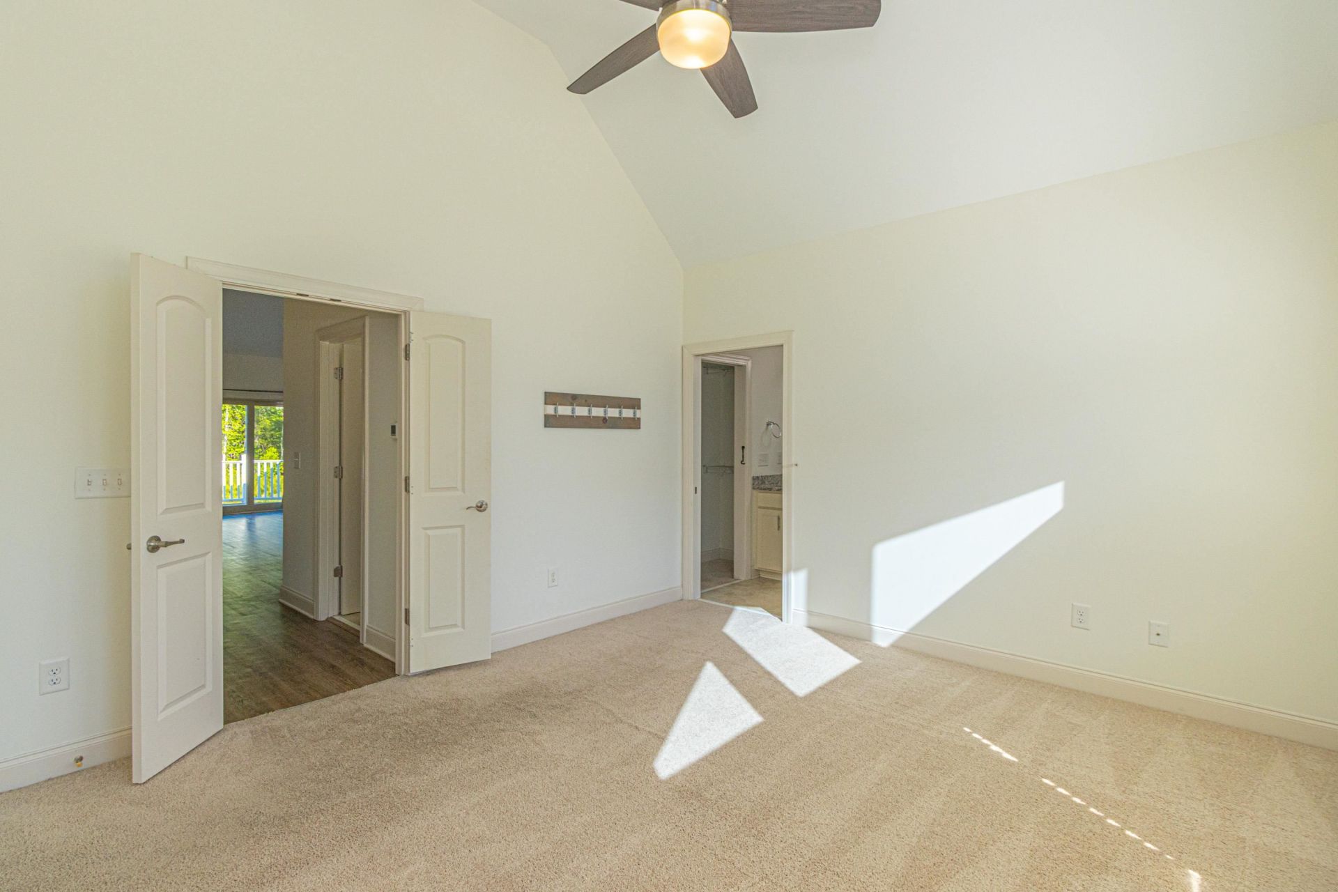 105 Villa Mar Dr.  Photo 15