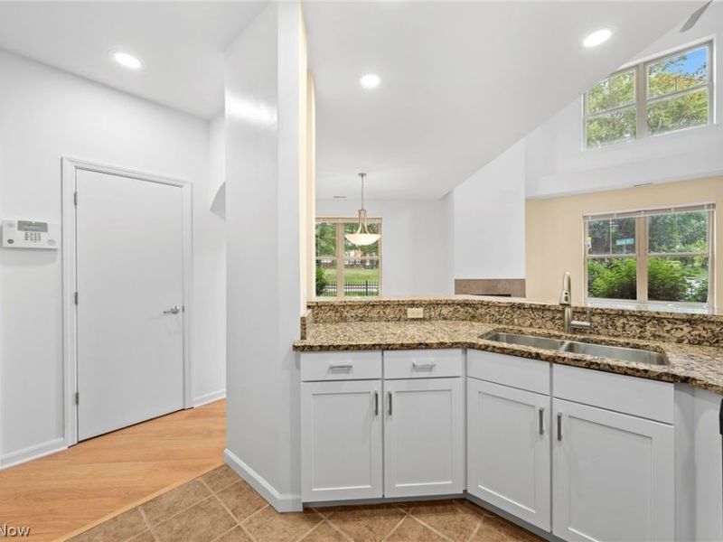 3217 Euclid Heights Boulevard, Cleveland Heights, OH 44118 Photo 14