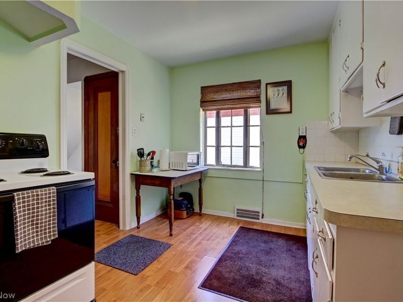 16912 Chatfield Avenue, Cleveland, OH 44111 Photo 12
