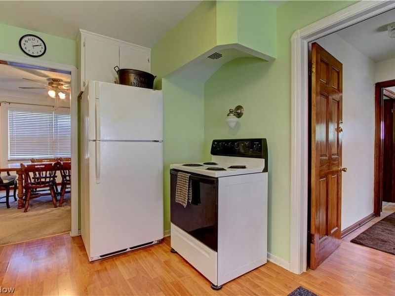 16912 Chatfield Avenue, Cleveland, OH 44111 Photo 13