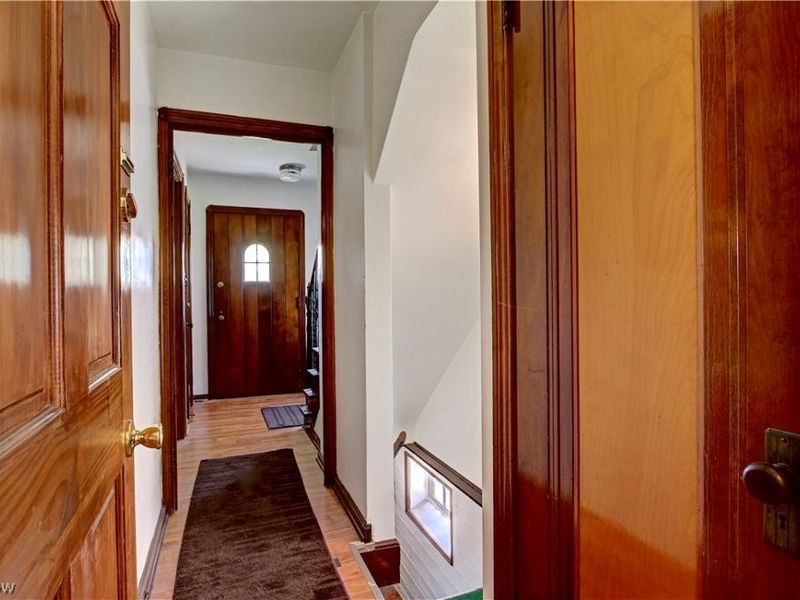 16912 Chatfield Avenue, Cleveland, OH 44111 Photo 3