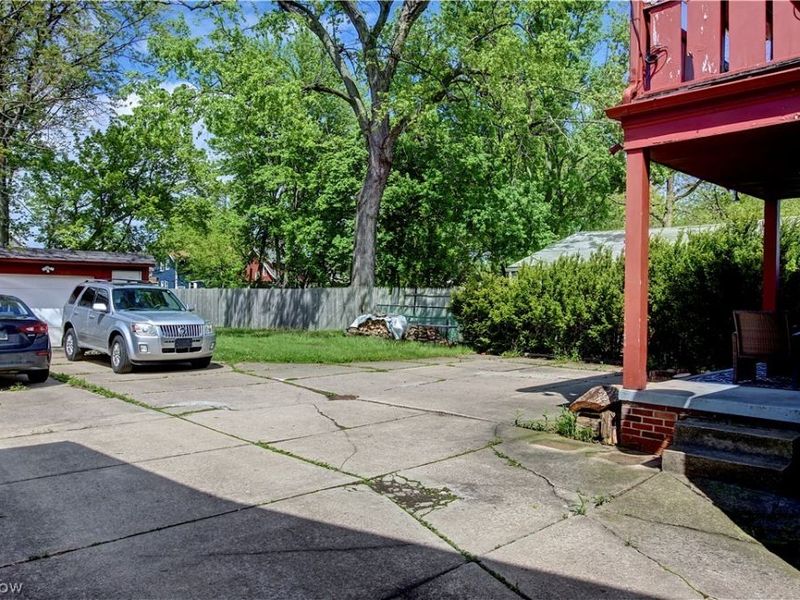 16912 Chatfield Avenue, Cleveland, OH 44111 Photo 32
