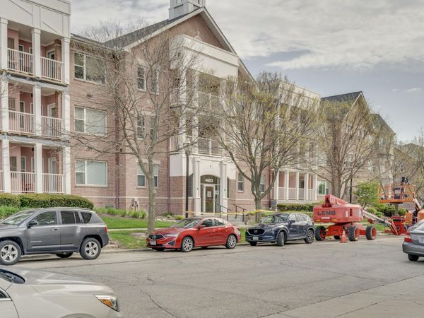 420 57th St, Unit 315, Kenosha, WI 53140