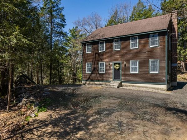 22 Rock Rimmon Road, Danville, NH 03819