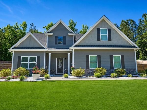 20 Hawthorn Lane, Covington, GA 30014