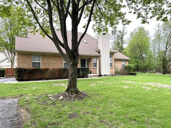 33377 Norfolk Street, Unit 3, Livonia, MI 48152