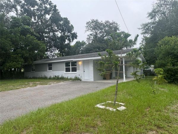 10601 N 52ND STREET , TEMPLE TERRACE, FL 33617