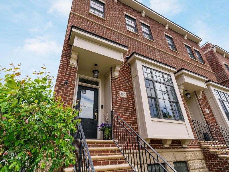 890 S Front Street, Columbus, OH 43206 Photo 2