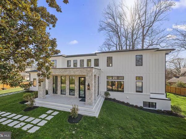 6116 EASTVIEW STREET , BETHESDA, MD 20817