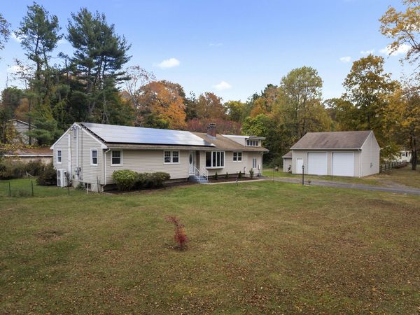 15 Pomps, North Branford, CT 06471