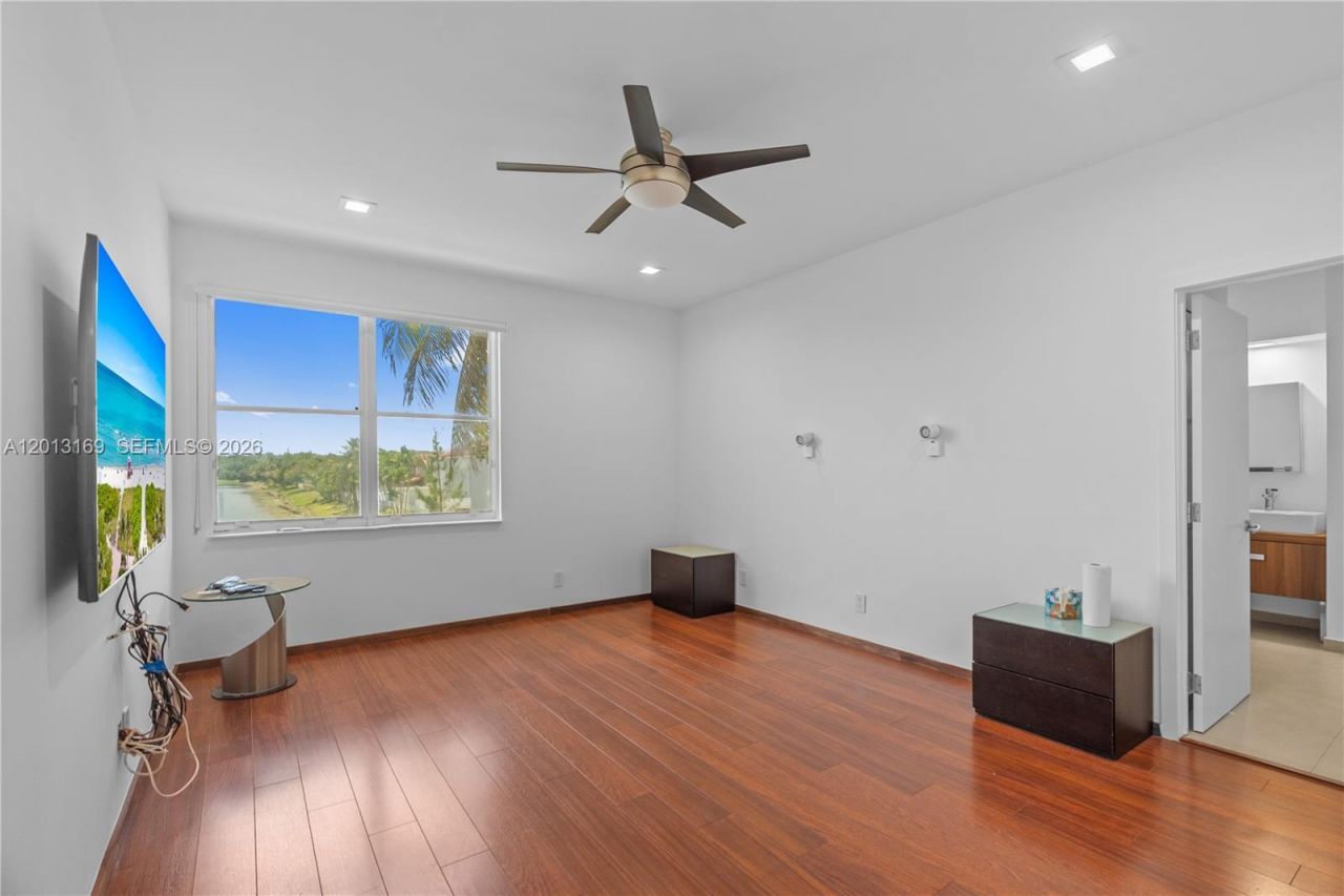 3760 SW 51st St, Hollywood, FL 33312 Photo
