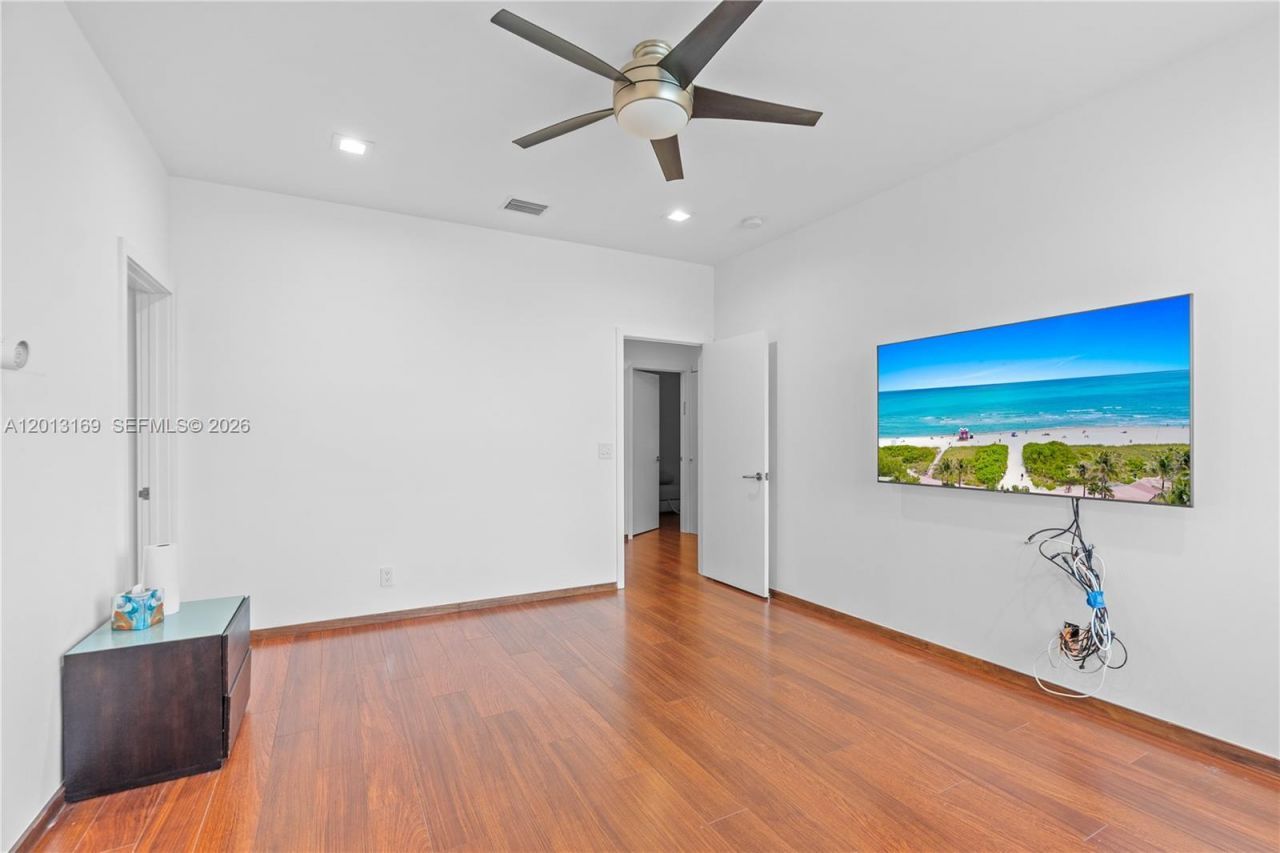 3760 SW 51st St, Hollywood, FL 33312 Photo