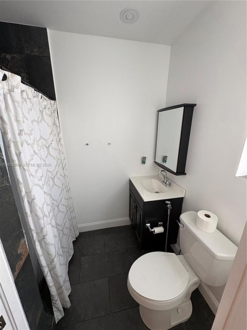 250 SW 19th Rd, Miami, FL 33129 Photo