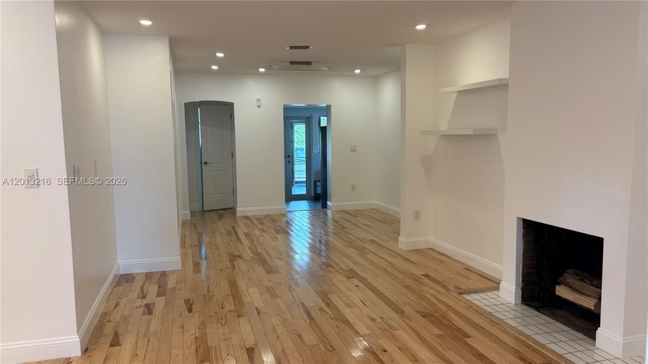 250 SW 19th Rd, Miami, FL 33129 Photo