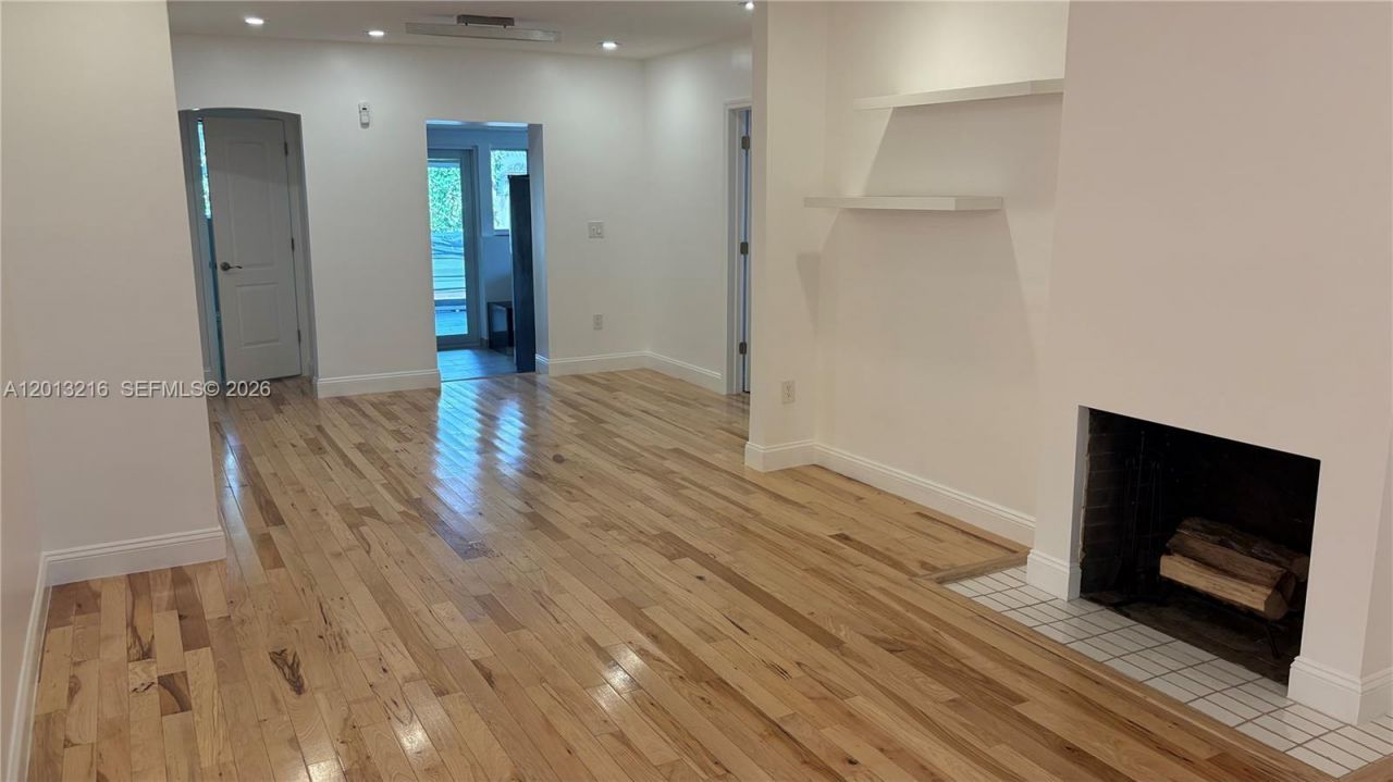 250 SW 19th Rd, Miami, FL 33129 Photo