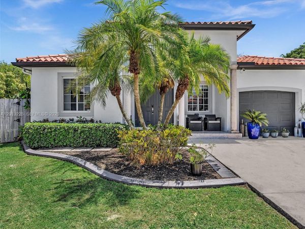 8510 SW 208th Ln , Cutler Bay, FL 33189