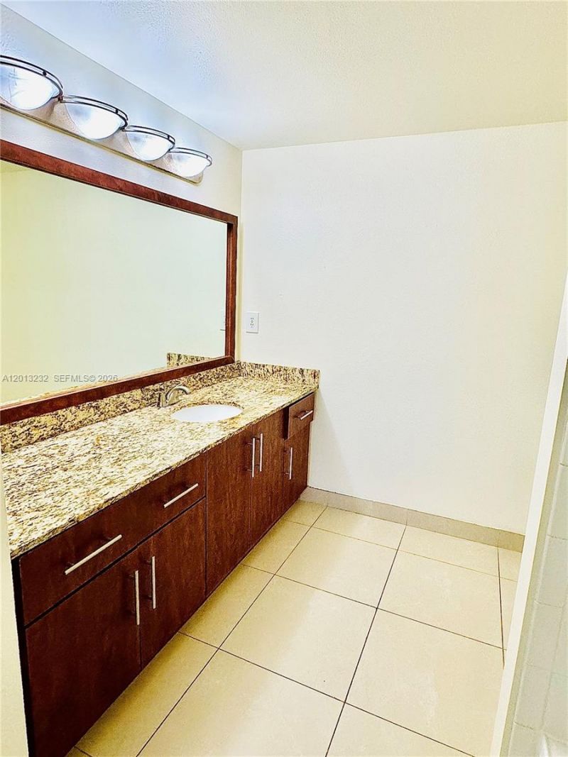 220 SW 116th Ave, Unit 15207, Pembroke Pines, FL 33025 Photo