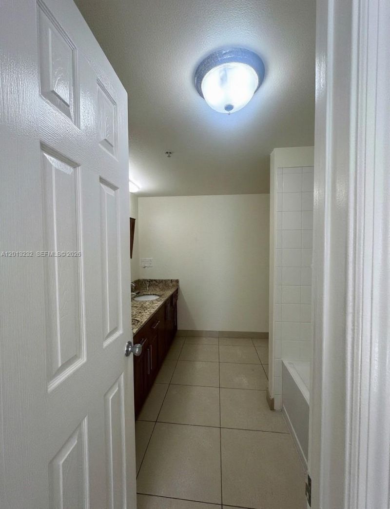 220 SW 116th Ave, Unit 15207, Pembroke Pines, FL 33025 Photo
