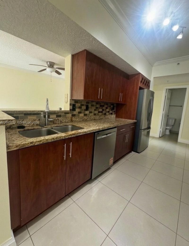 220 SW 116th Ave, Unit 15207, Pembroke Pines, FL 33025 Photo