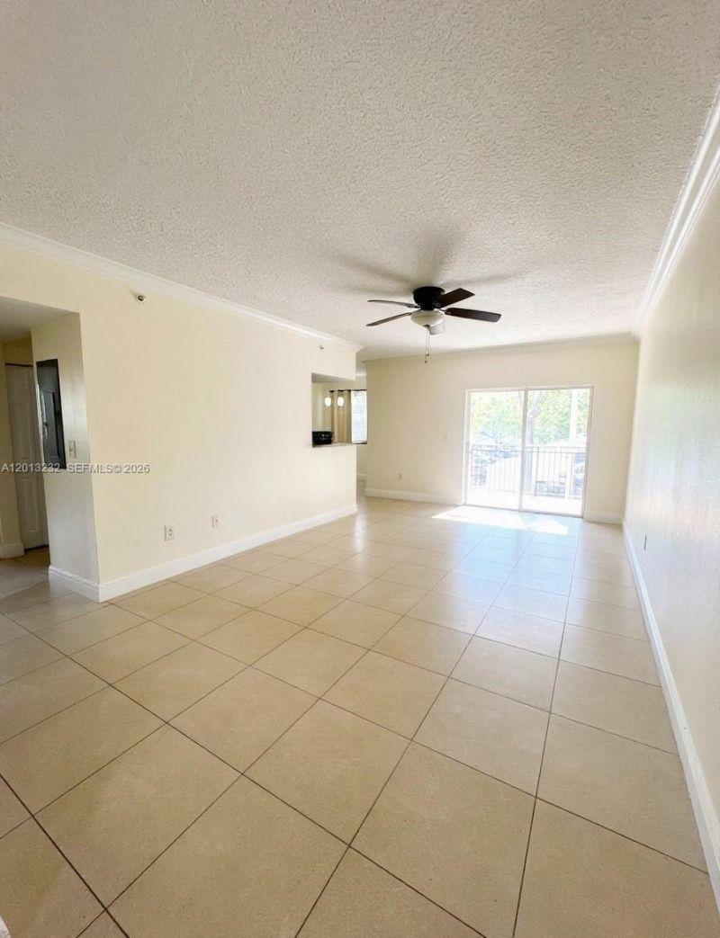 220 SW 116th Ave, Unit 15207, Pembroke Pines, FL 33025 Photo