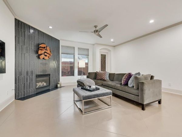 5113 Vandelia Street, Dallas, TX 75235