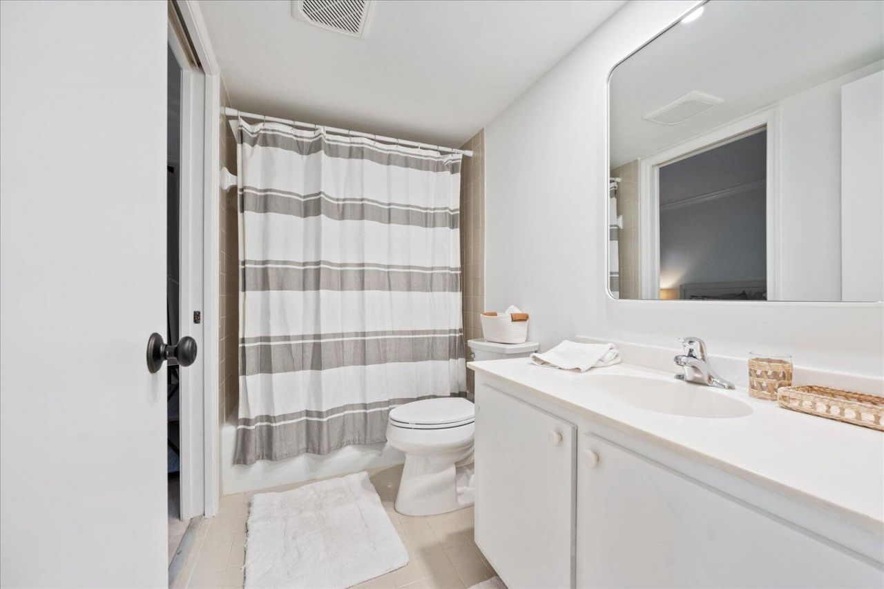 13307 Polo Club Road, Unit C106, Wellington, FL 33414 Photo