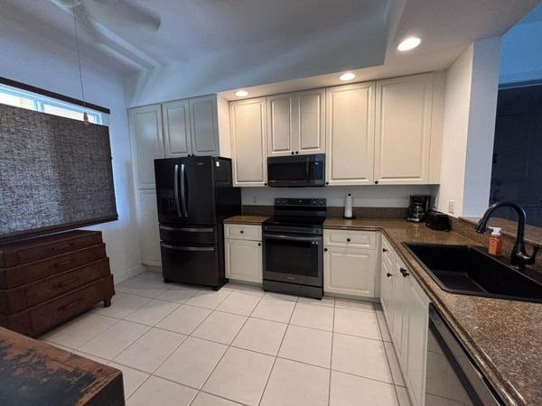 12 Harbour Isle Drive W, Unit 306, Fort Pierce, FL 34949