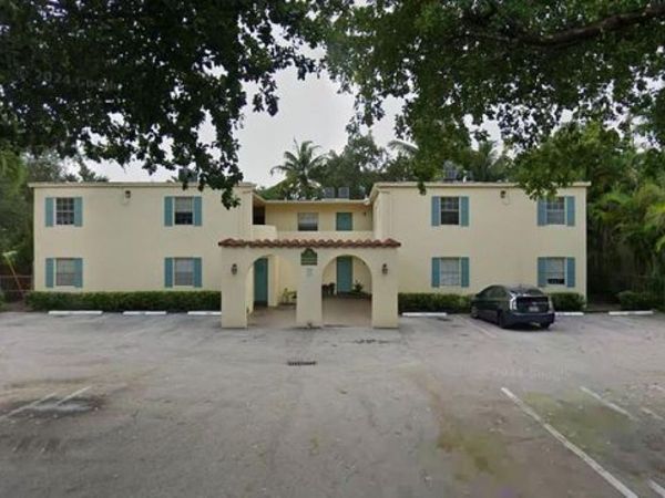 16 SW 9th Street, Unit 202, Fort Lauderdale, FL 33315