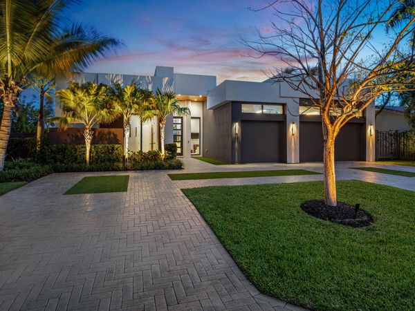 2880 NE 35th Street, Lighthouse Point, FL 33064