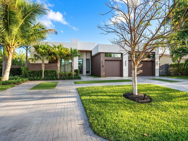 2880 NE 35th Street, Lighthouse Point, FL 33064
