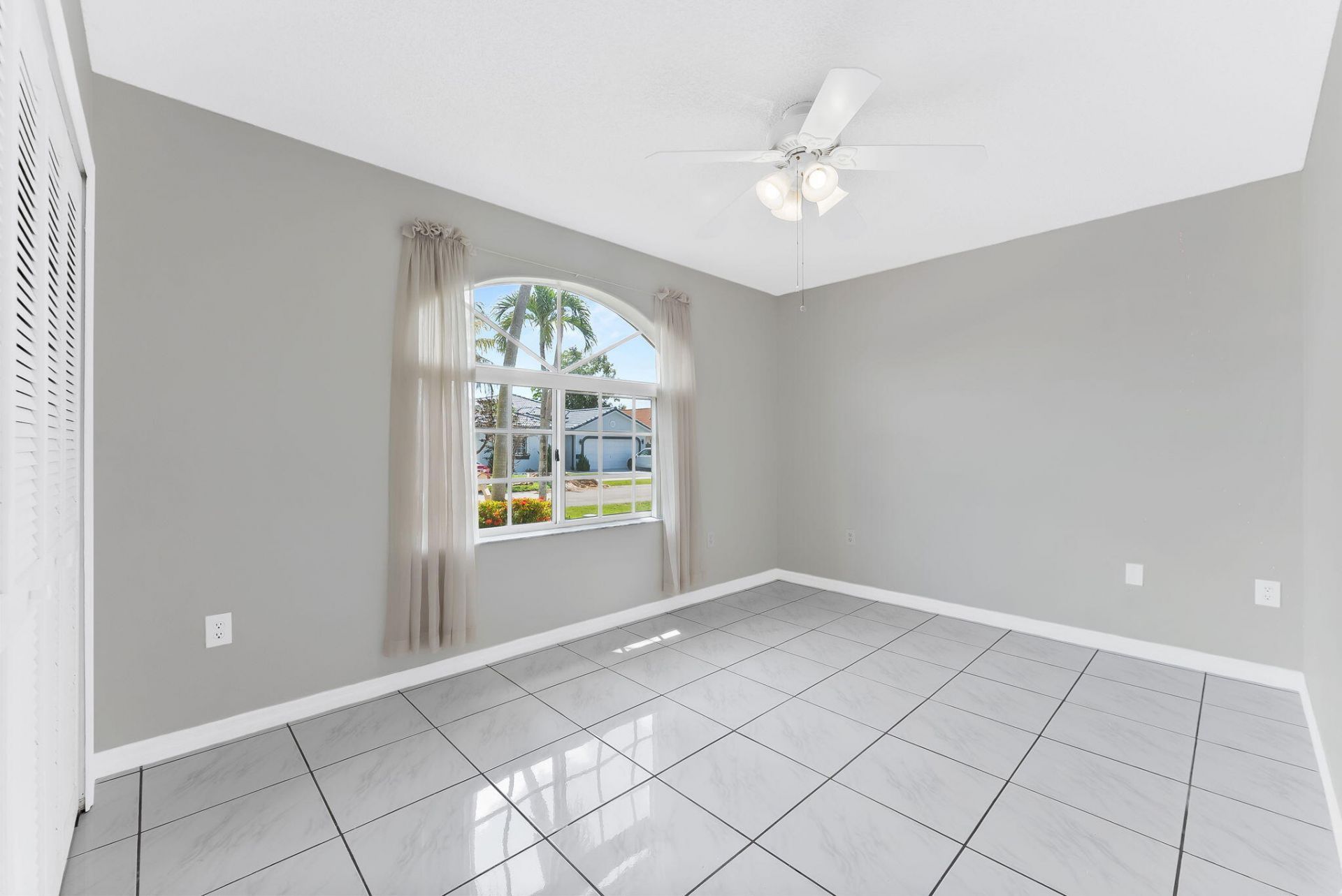 9108 SW 165th Place, Miami, FL 33196 Photo