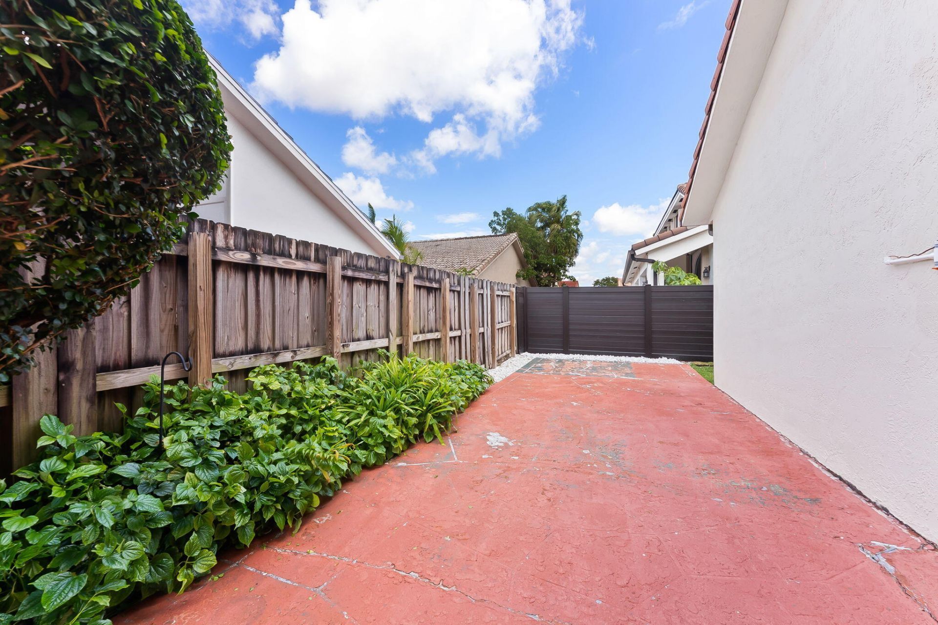 9108 SW 165th Place, Miami, FL 33196 Photo