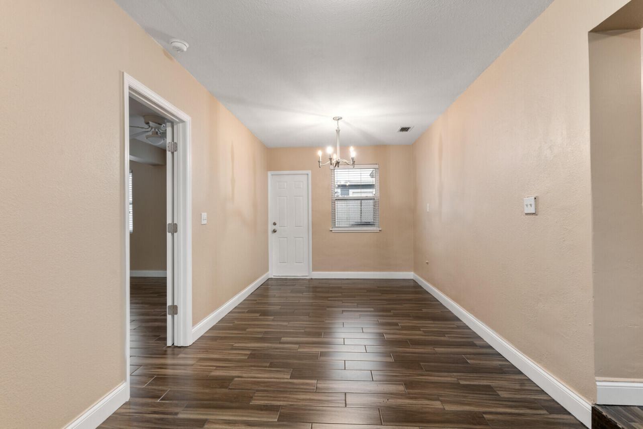 957 30th Street, West Palm Beach, FL 33407 Photo