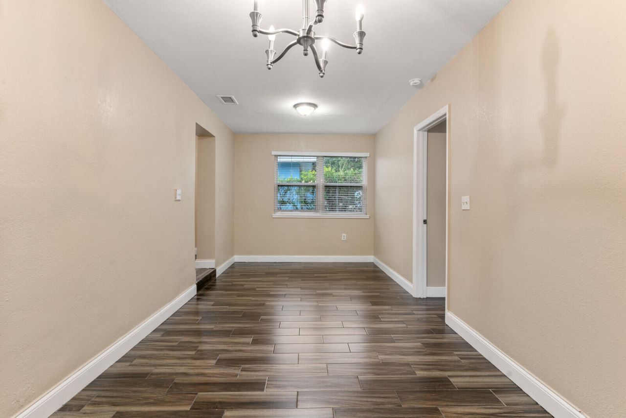 957 30th Street, West Palm Beach, FL 33407 Photo