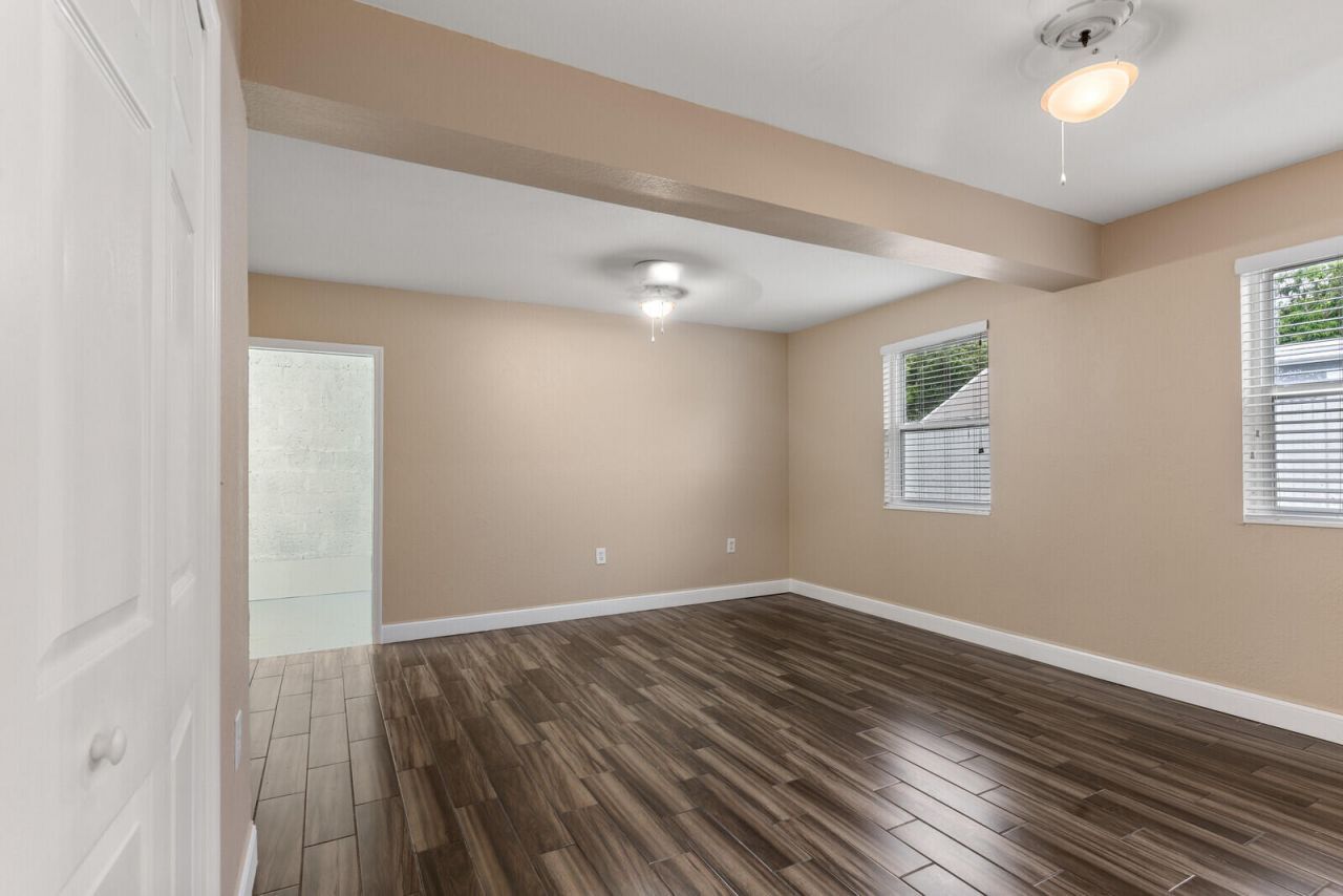 957 30th Street, West Palm Beach, FL 33407 Photo