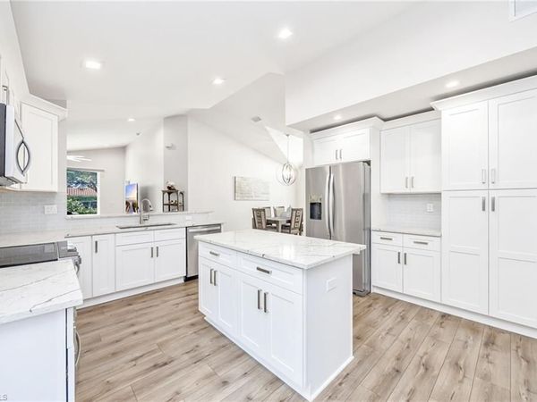 1671 Triangle Palm TER, NAPLES, FL 34119