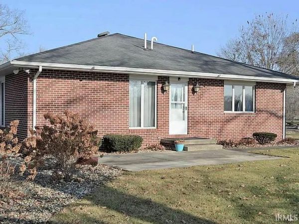 5268 E Country Club Road, Logansport, IN 46947