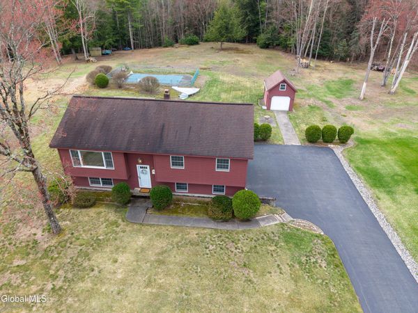 45 Laurel Lane, Queensbury, NY 12804