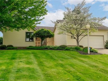 3445 Cornwall Drive, Canton, OH 44708